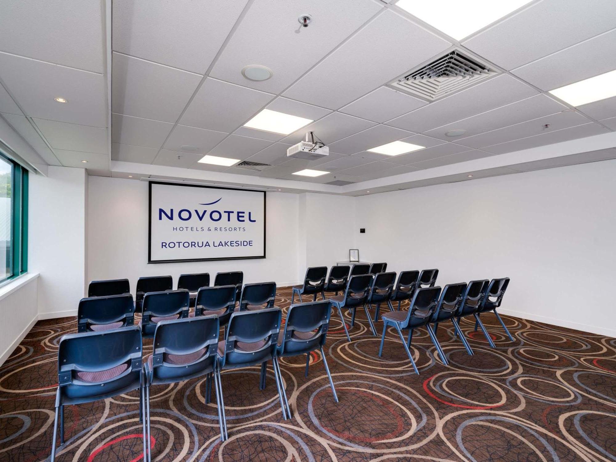 Novotel Rotorua Lakeside Extérieur photo